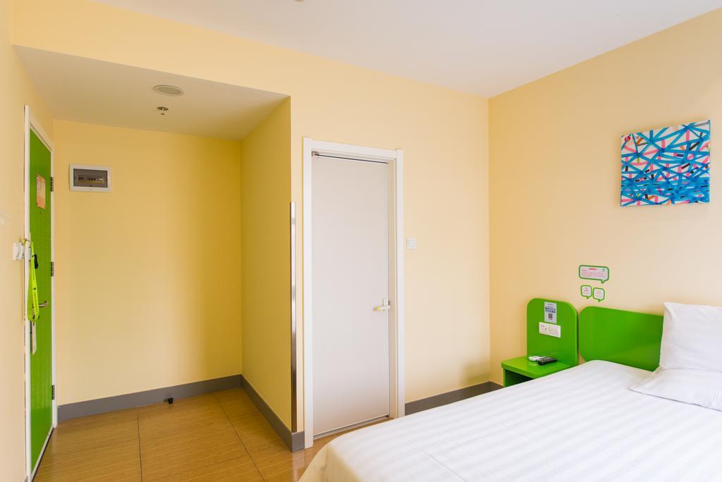 Hi Inn Ningbo Tianyi Square Branch Bagian luar foto